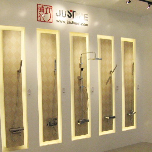 China Jiangsu showeroom in Jiangyin new open